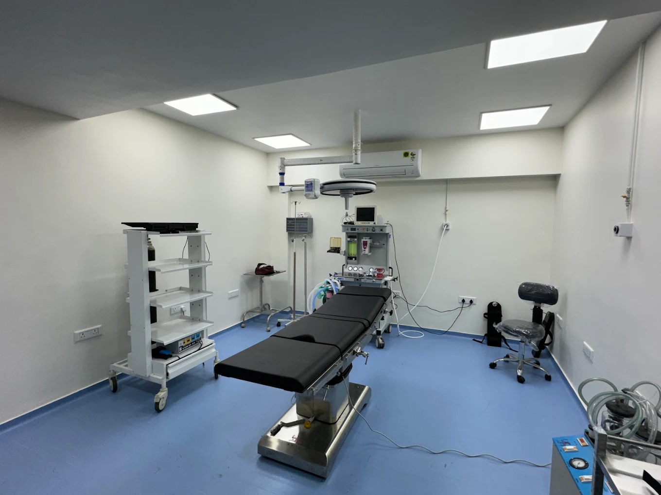 MEDICURE Hospital